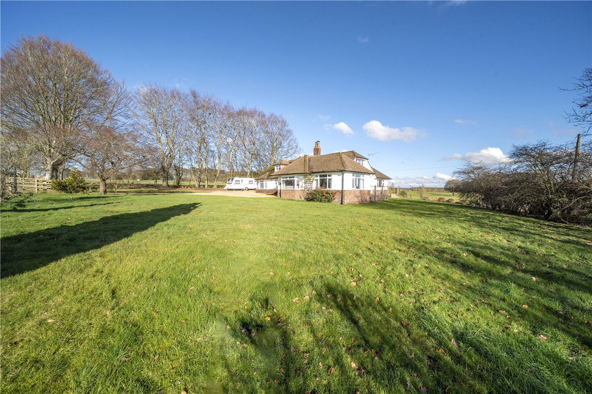 4 bedroom House, Stoke Charity Road, Kings Worthy, SO21 - Available, Image 10