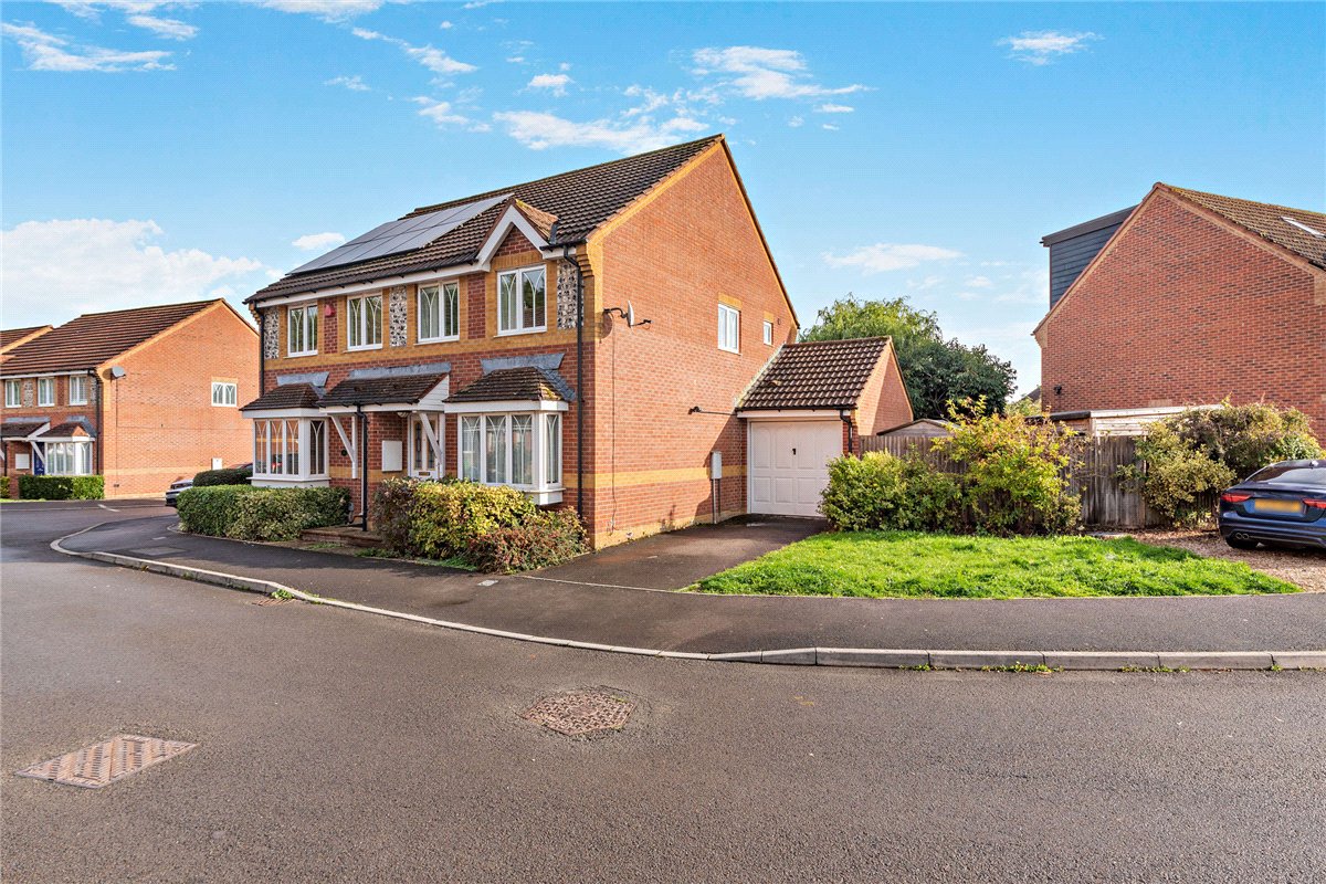 3 bedroom House, Horseshoe End, Newbury, RG14 - Sold STC, Image 15