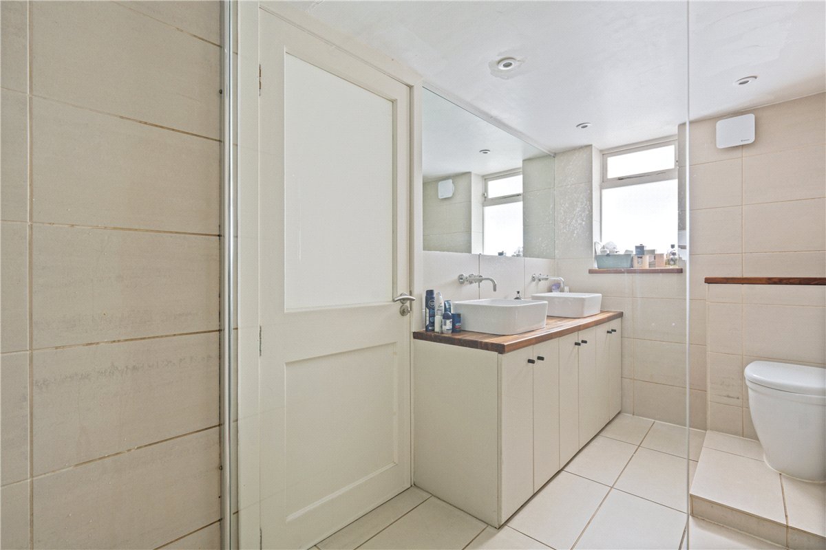 2 bedroom Flat, Louisville Road, London, SW17 - Available, Image 8