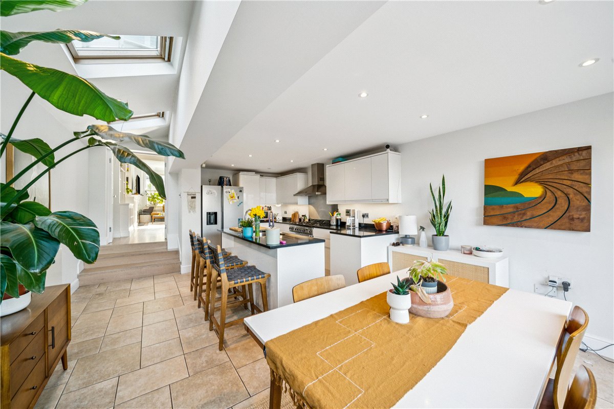 4 bedroom House, Coleford Road, London, SW18 - , Image 3