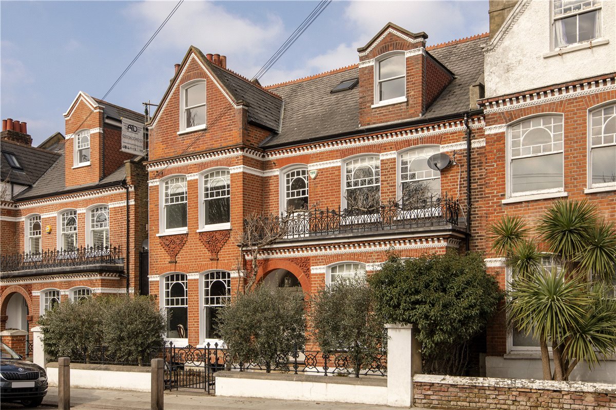 7 bedroom House, Hillbury Road, London, SW17 - Sold