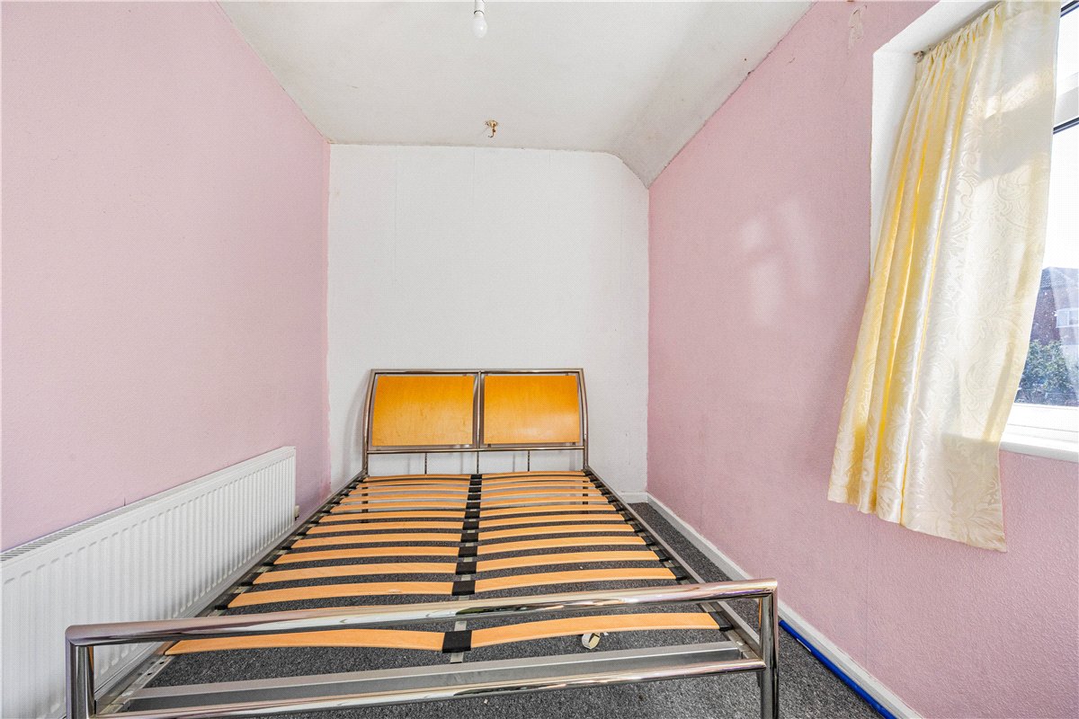 3 bedroom House, Church Street, Great Bedwyn, SN8 - Available, Image 9