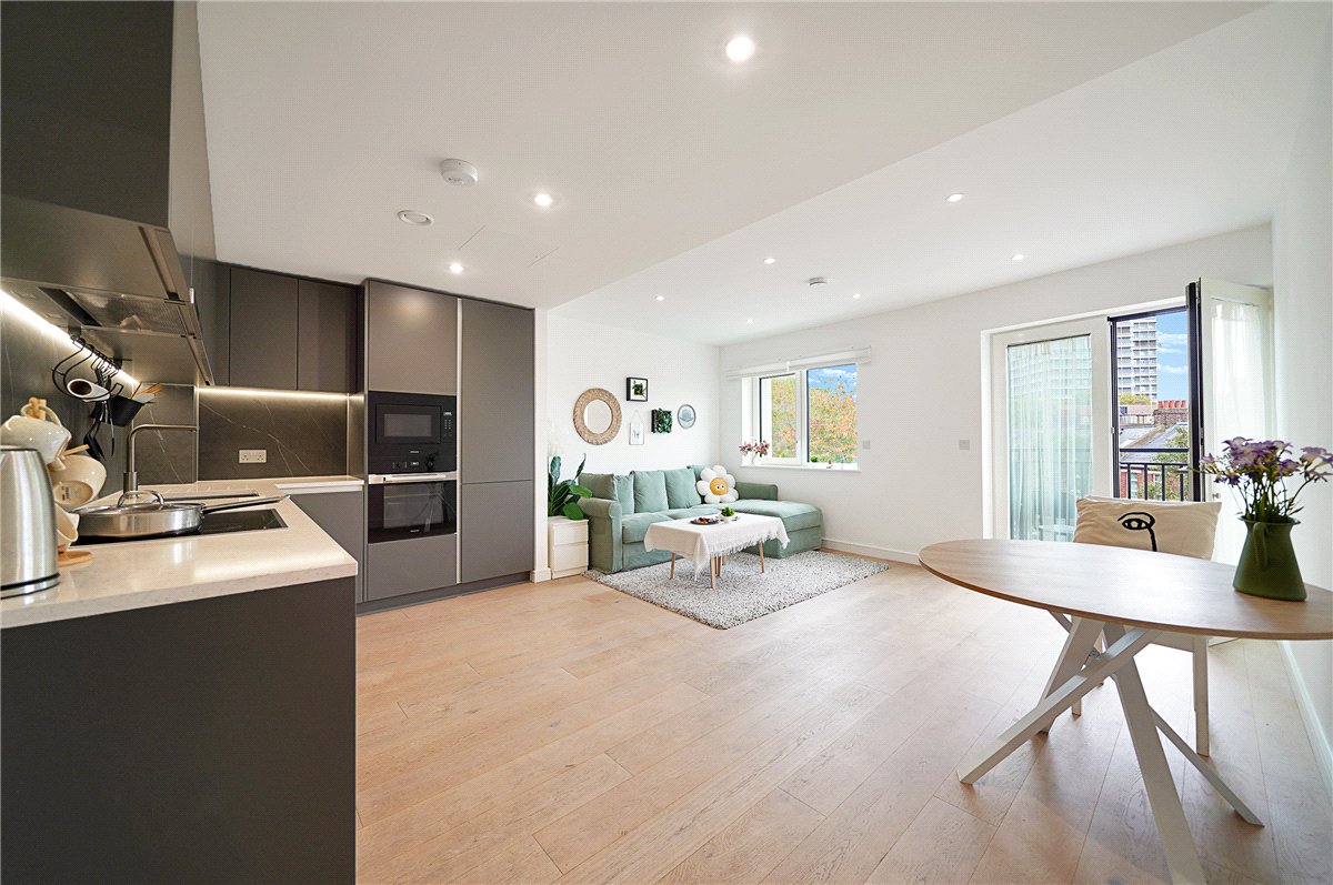 2 bedroom Flat, Tierney Lane, London, W6 - Available