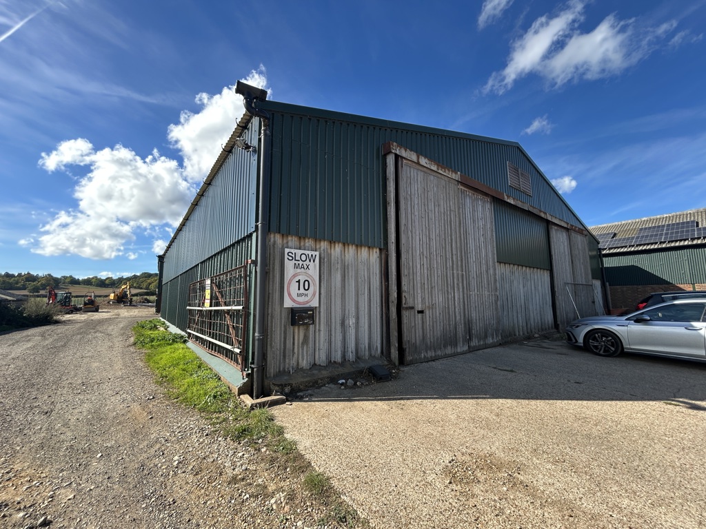 3540.5 Sq Ft, Lilley Bottom, Luton, LU2 - Available, Image 1