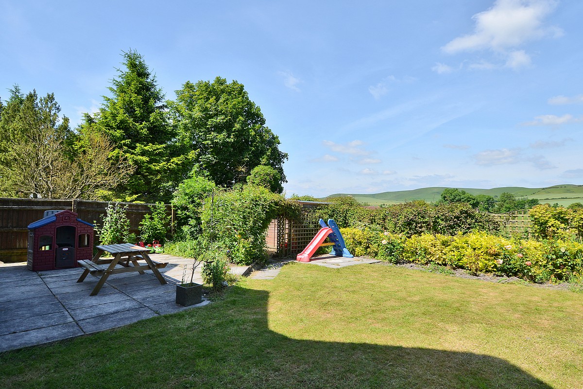 4 bedroom House, Matthews Close, All Cannings, SN10 - Available, Image 18