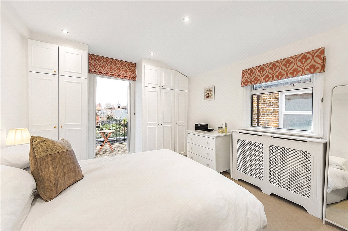 2 bedroom Flat, Munster Road, London, SW6 - , Image 3