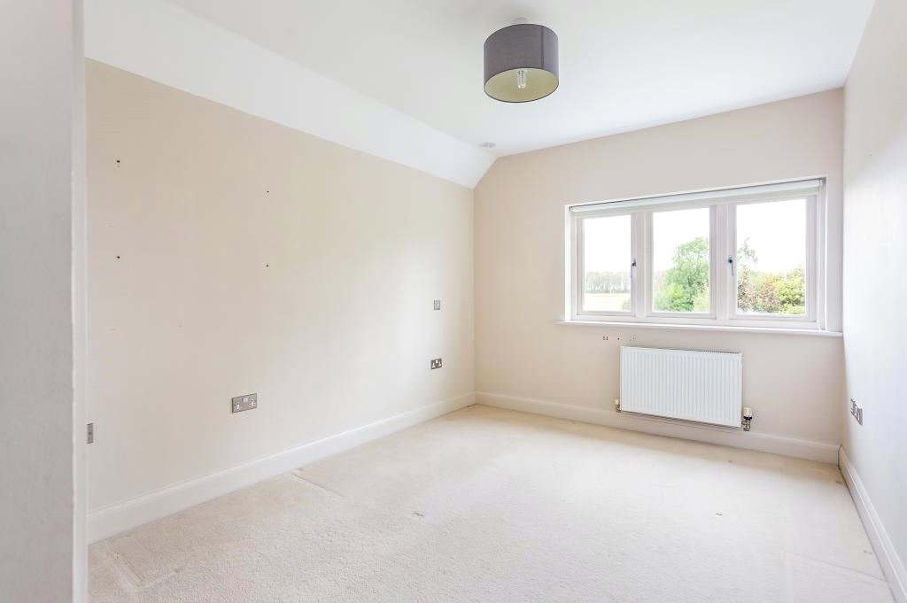 3 bedroom House, Pewsey Road, Rushall, SN9 - , Image 6