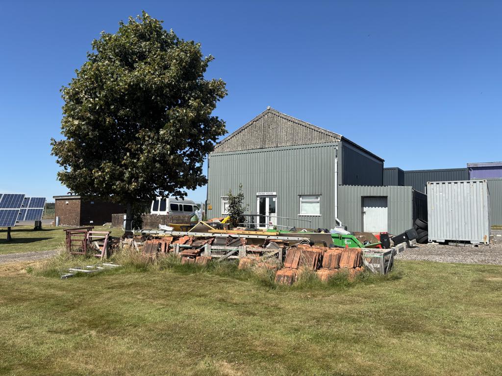 914 Sq Ft, Culmhead, Taunton, TA3 - Available