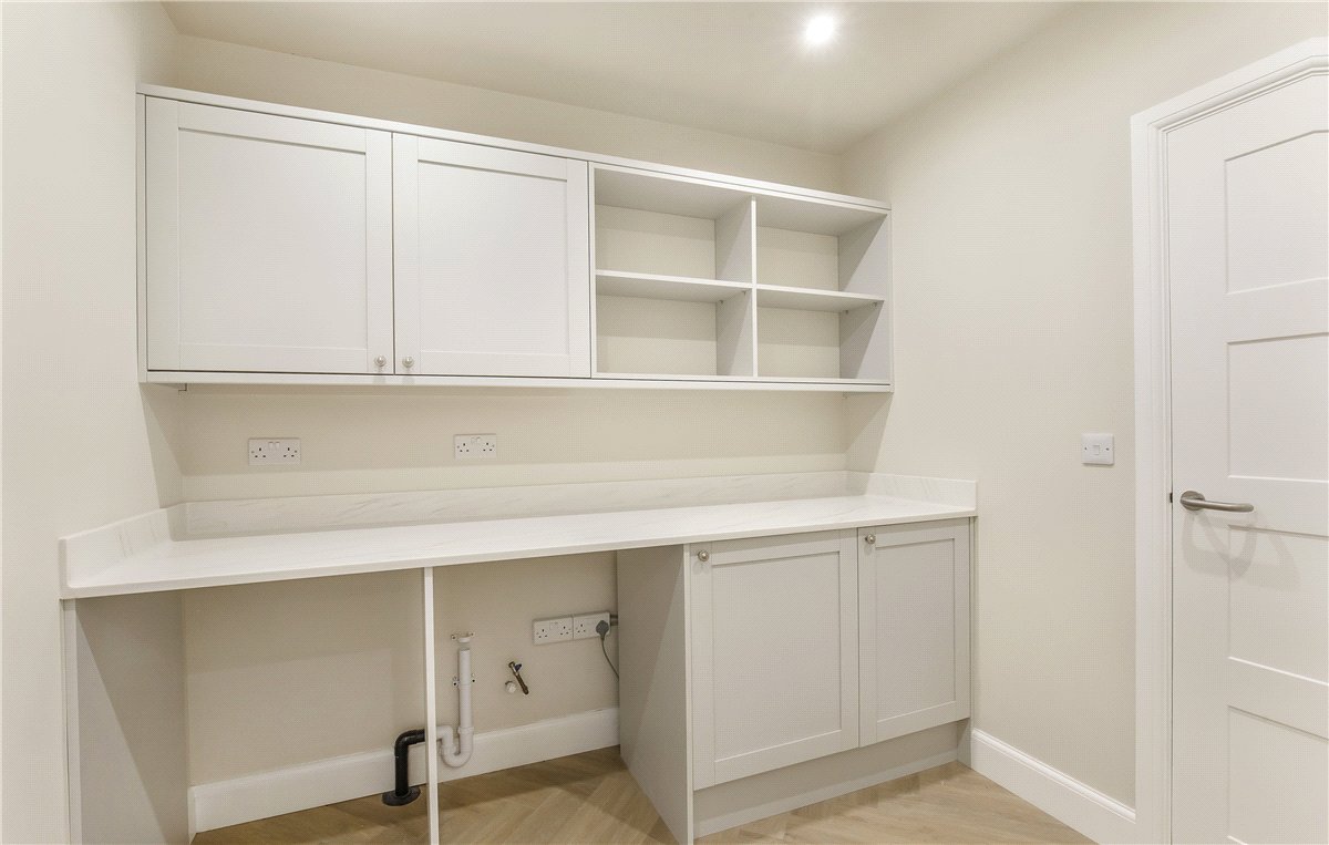 4 bedroom House, Moorland Road, York, YO10 - Available, Image 9