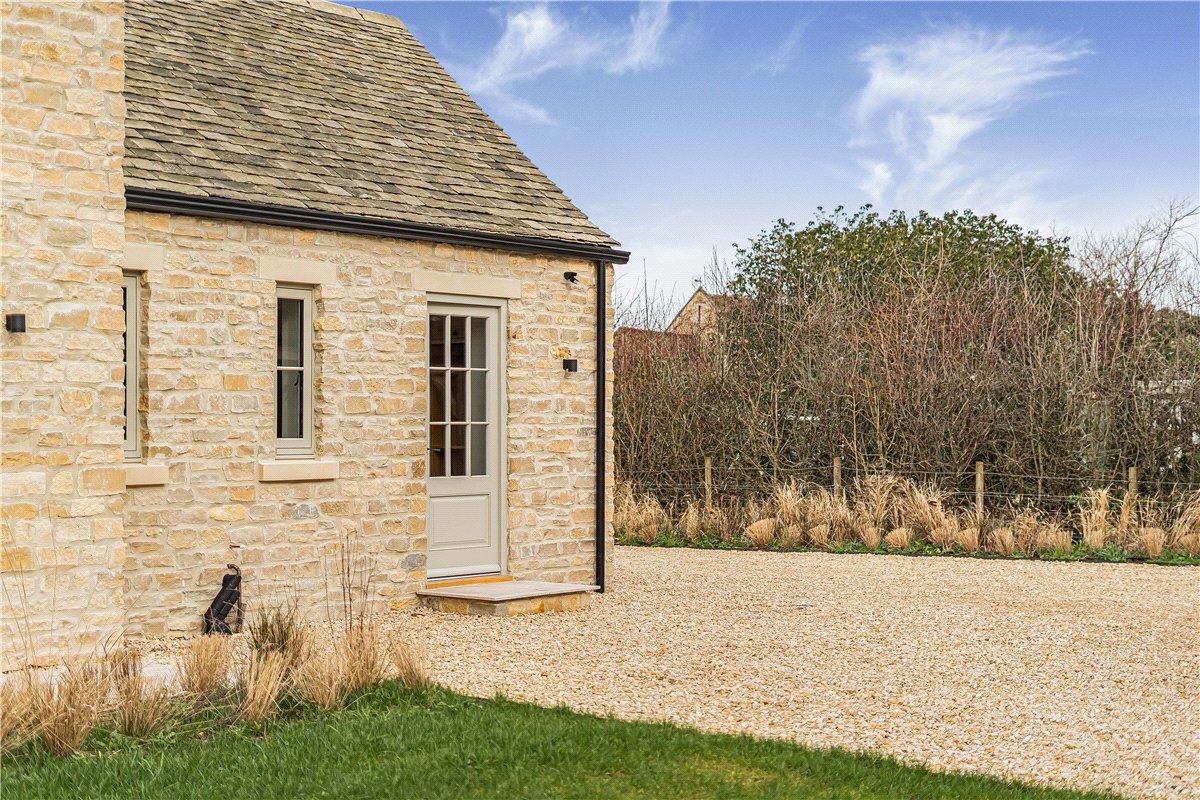 5 bedroom House, Lower End, Alvescot, OX18 - Sold, Image 45