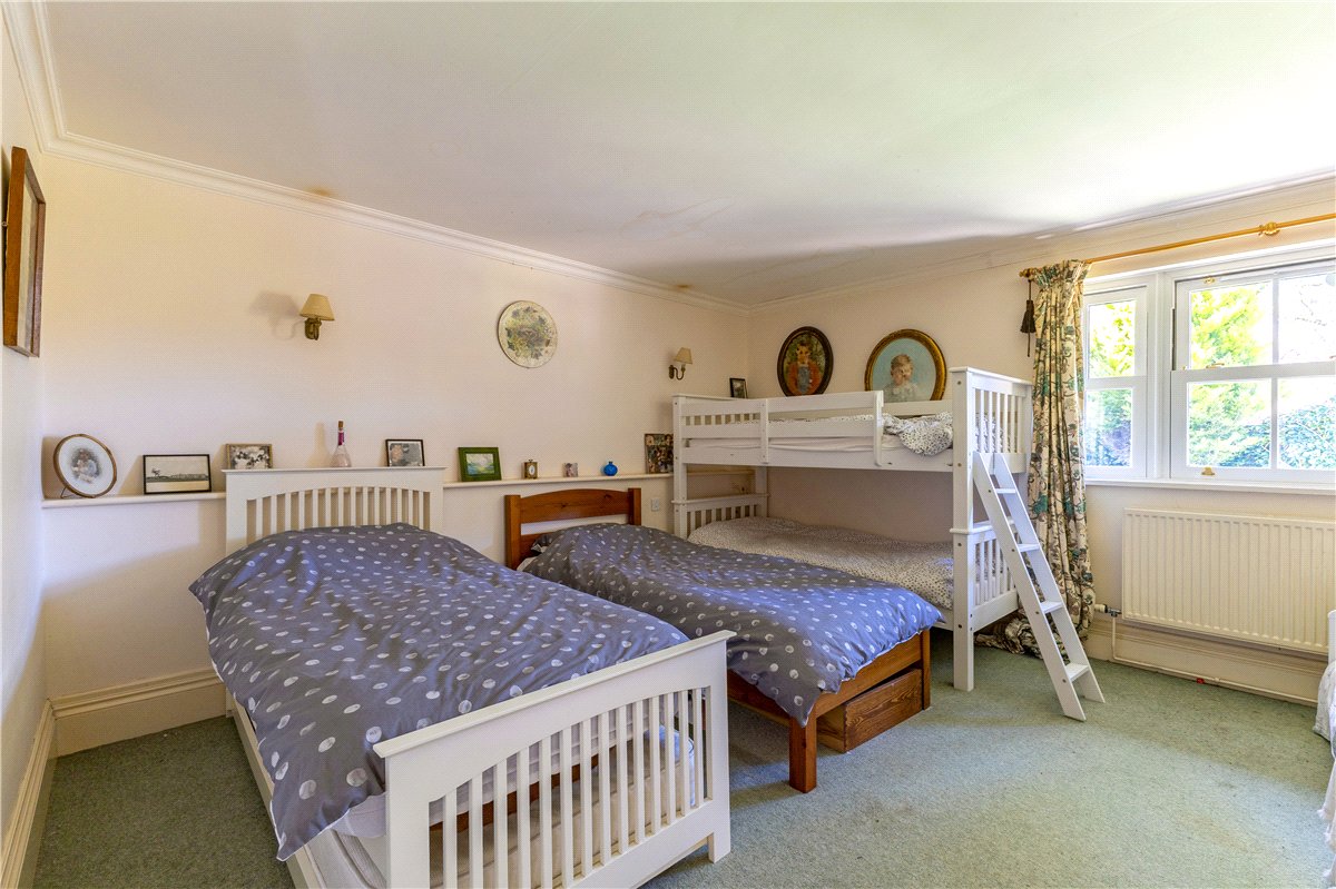 5 bedroom House, High Street, Manton, SN8 - Available, Image 13