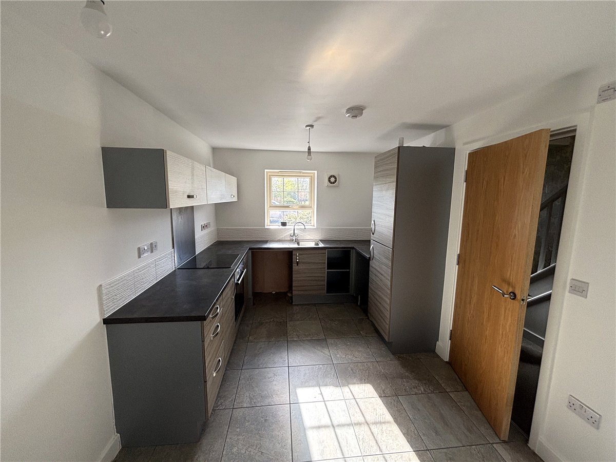 3 bedroom House, Comelybank Drive, Mexborough, S64 - Let Agreed, Image 9