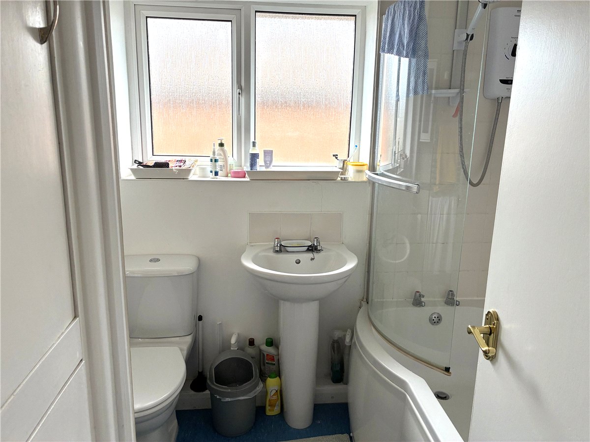 4 bedroom House, Harrogate, North Yorkshire, HG2 - , Image 3