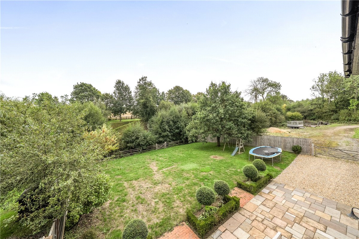 4 bedroom House, Adbury, Newbury, RG20 - Available, Image 17