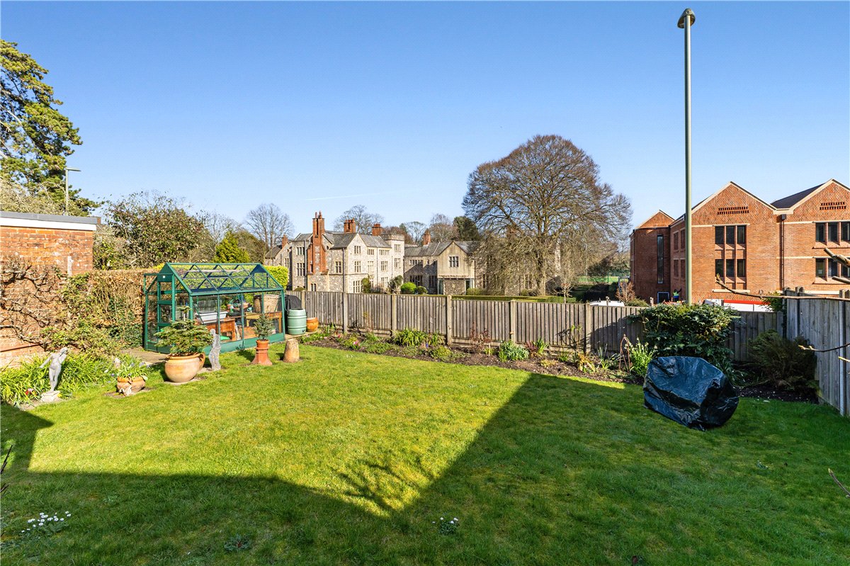 4 bedroom House, Edgar Road, Winchester, SO23 - Available, Image 3