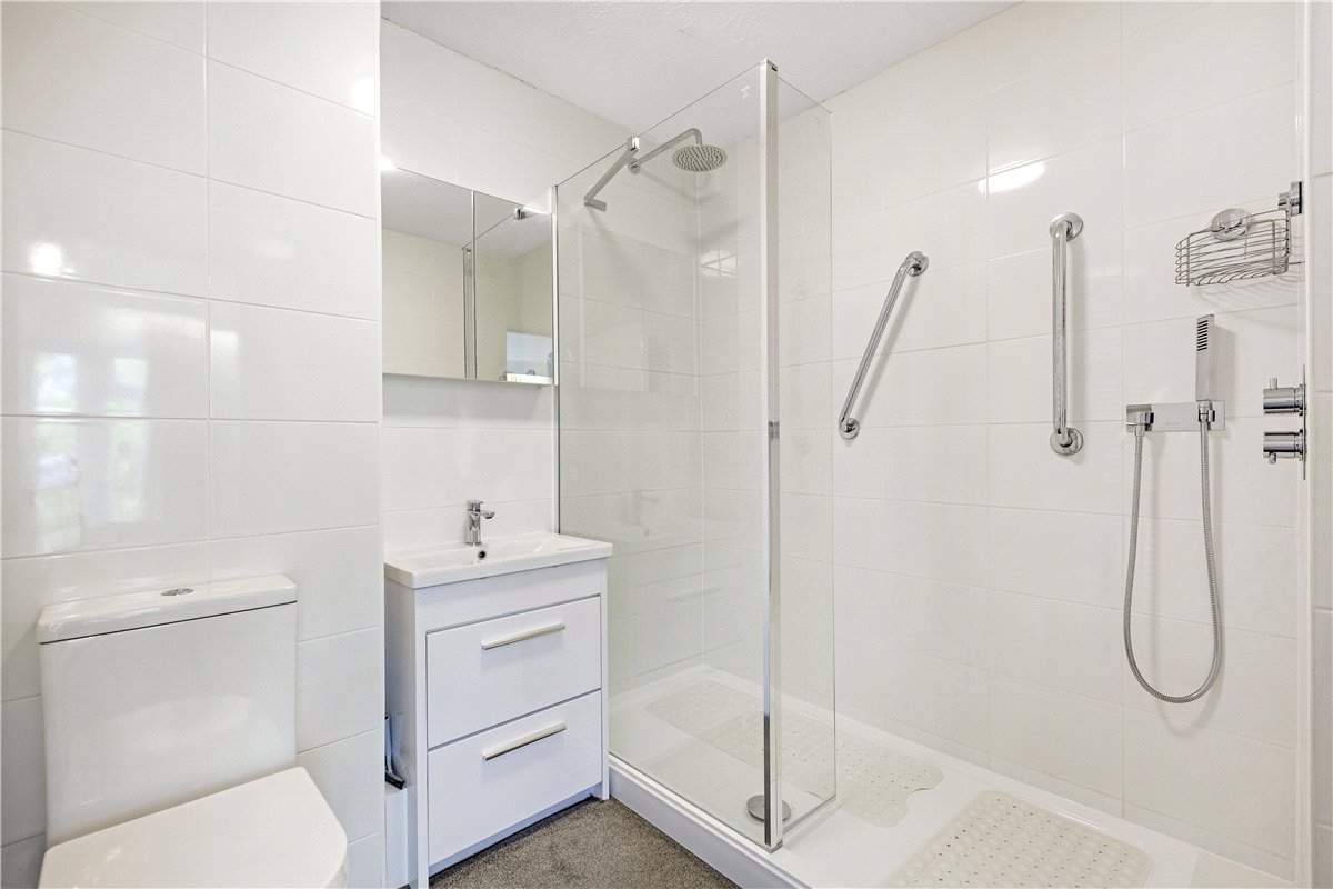 3 bedroom House, Swan Place, Barnes High Street, SW13 - , Image 3