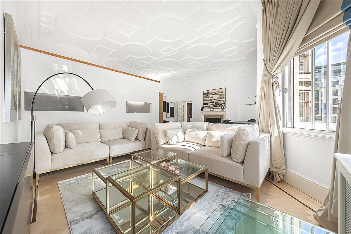 1 bedroom Flat, Carlos Place, Mayfair, W1K - Available, Image 5