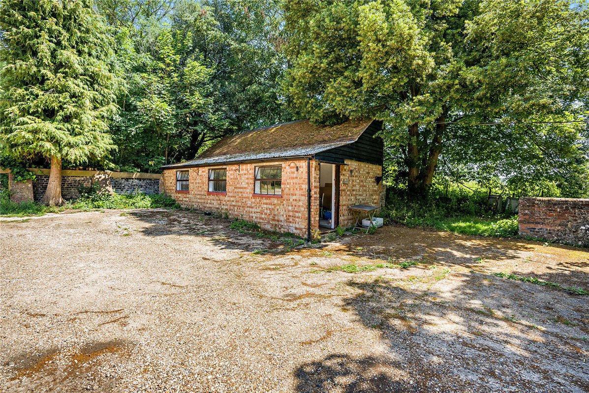   Farm, Loudwater Lane, Loudwater, WD3 - Available, Image 5