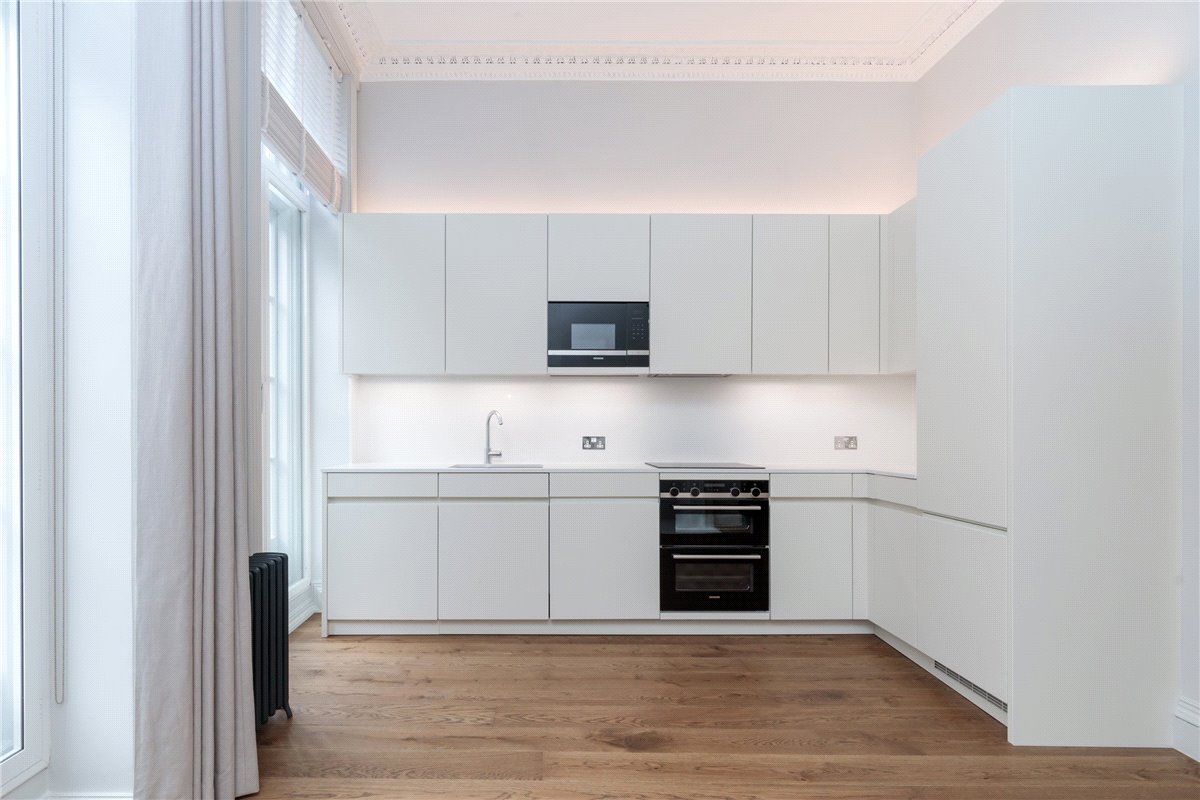 1 bedroom Flat, Upper Berkeley Street, Marylebone, W1H - Available, Image 9