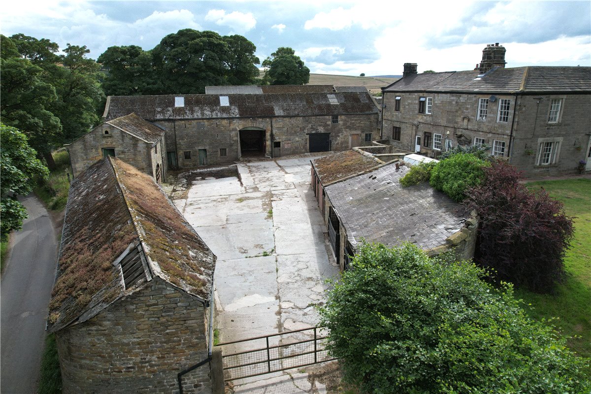 30.81  Farm, Ughill, Bradfield, S6 - Sold