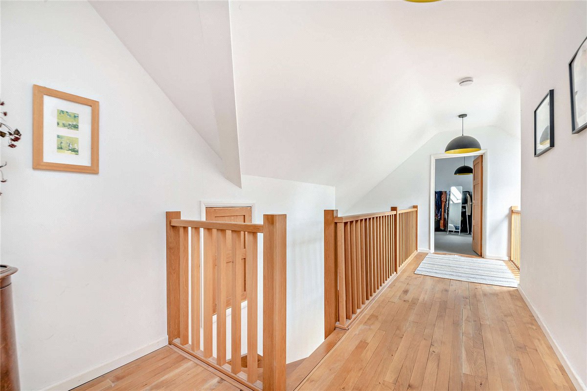 5 bedroom House, Gore End, Newbury, RG20 - Available, Image 15