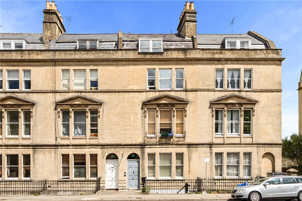 2 bedroom Maisonette, Bathwick Street, Bath, BA2 - Sold STC