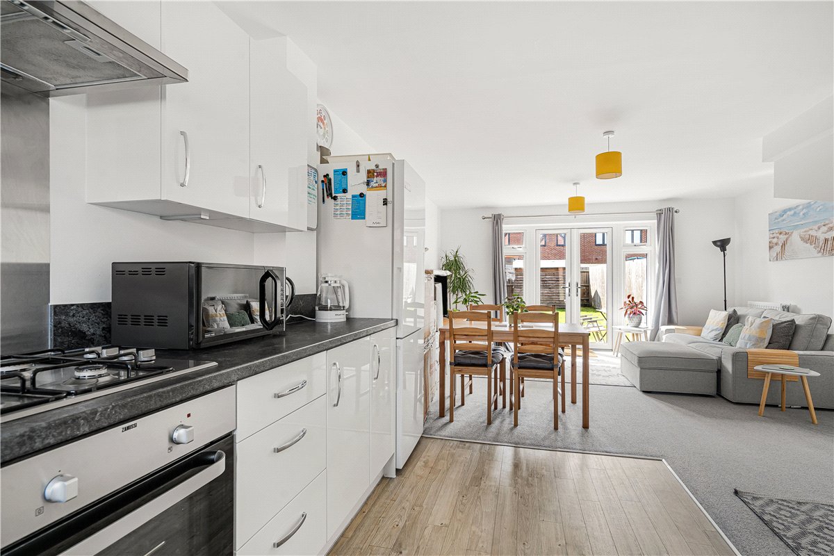 2 bedroom House, Brawn Grove, Glebe Farm, MK17 - Available, Image 10