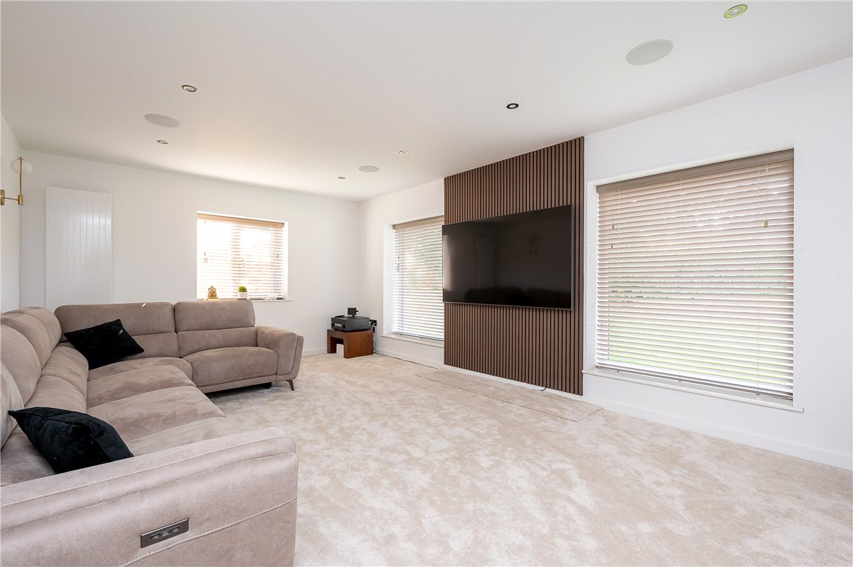 4 bedroom Bungalow, Heather Vale, Scarcroft, LS14 - Available, Image 7