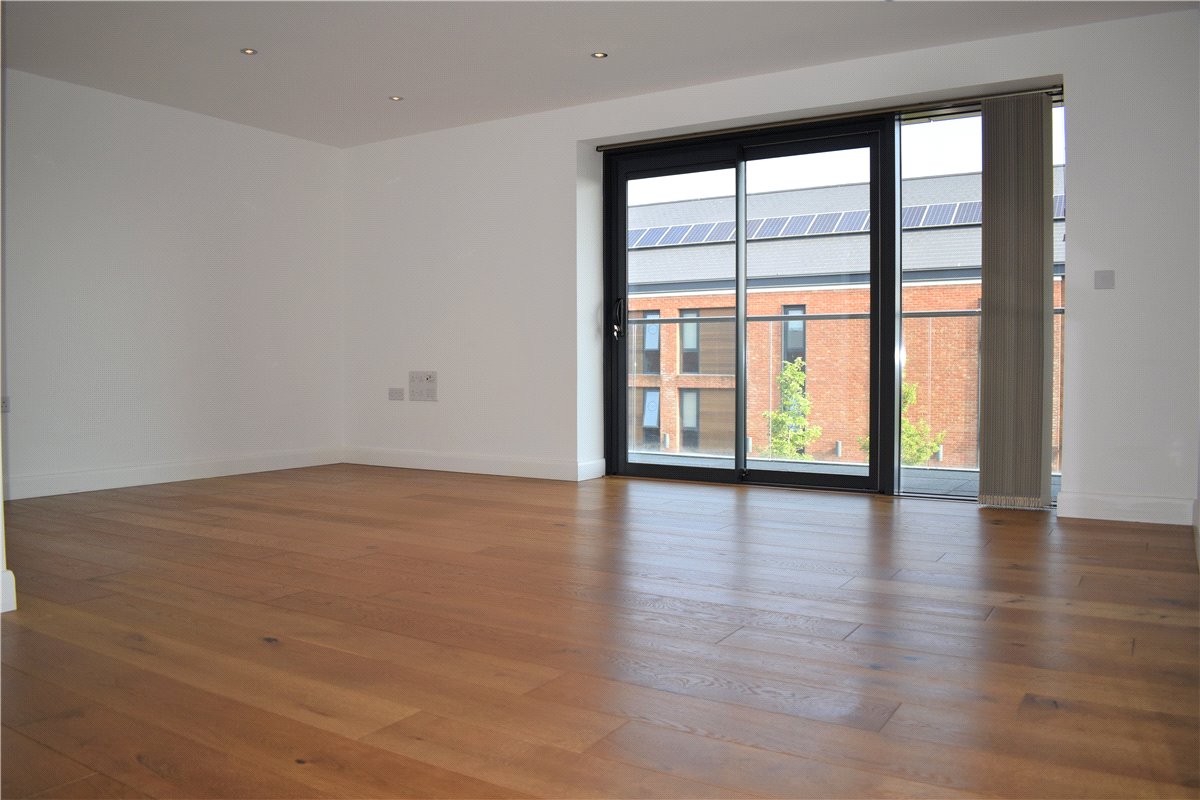 1 bedroom Flat, Racecourse Road, Newbury, RG14 - , Image 3