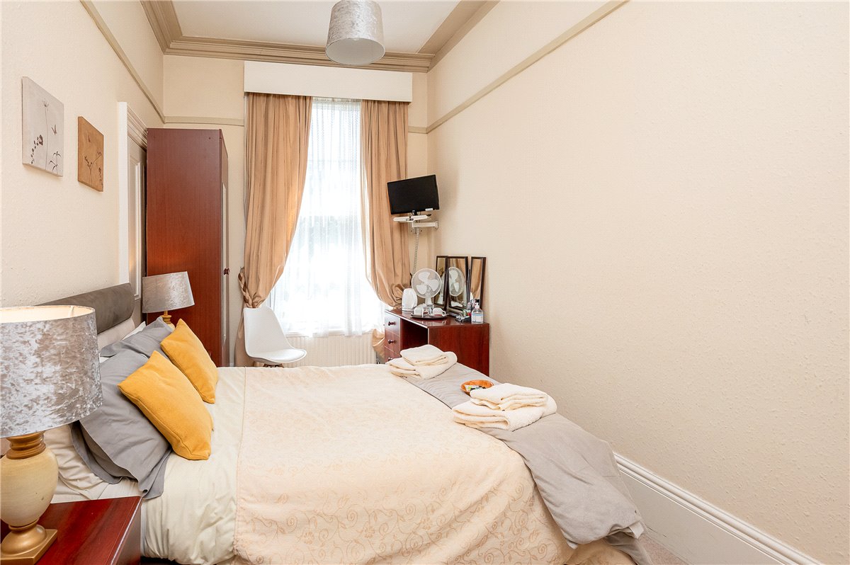 7 bedroom House, Fulford Road, York, YO10 - Available, Image 13