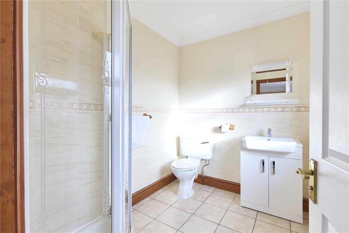 6 bedroom House, Warrington Street, Newmarket, CB8 - Available, Image 12