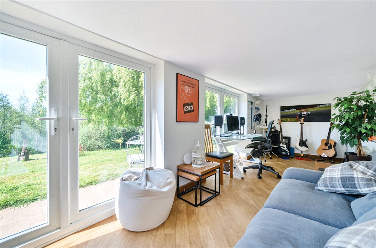 5 bedroom House, Studley Corner, Studley, SN11 - Sold, Image 23