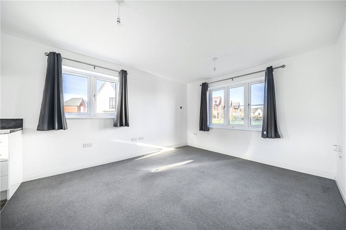 2 bedroom Flat, Croxden Way, Daventry, NN11 - , Image 4