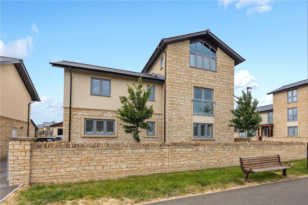 5 bedroom House, Fairways, Lansdown, BA1 - Sold