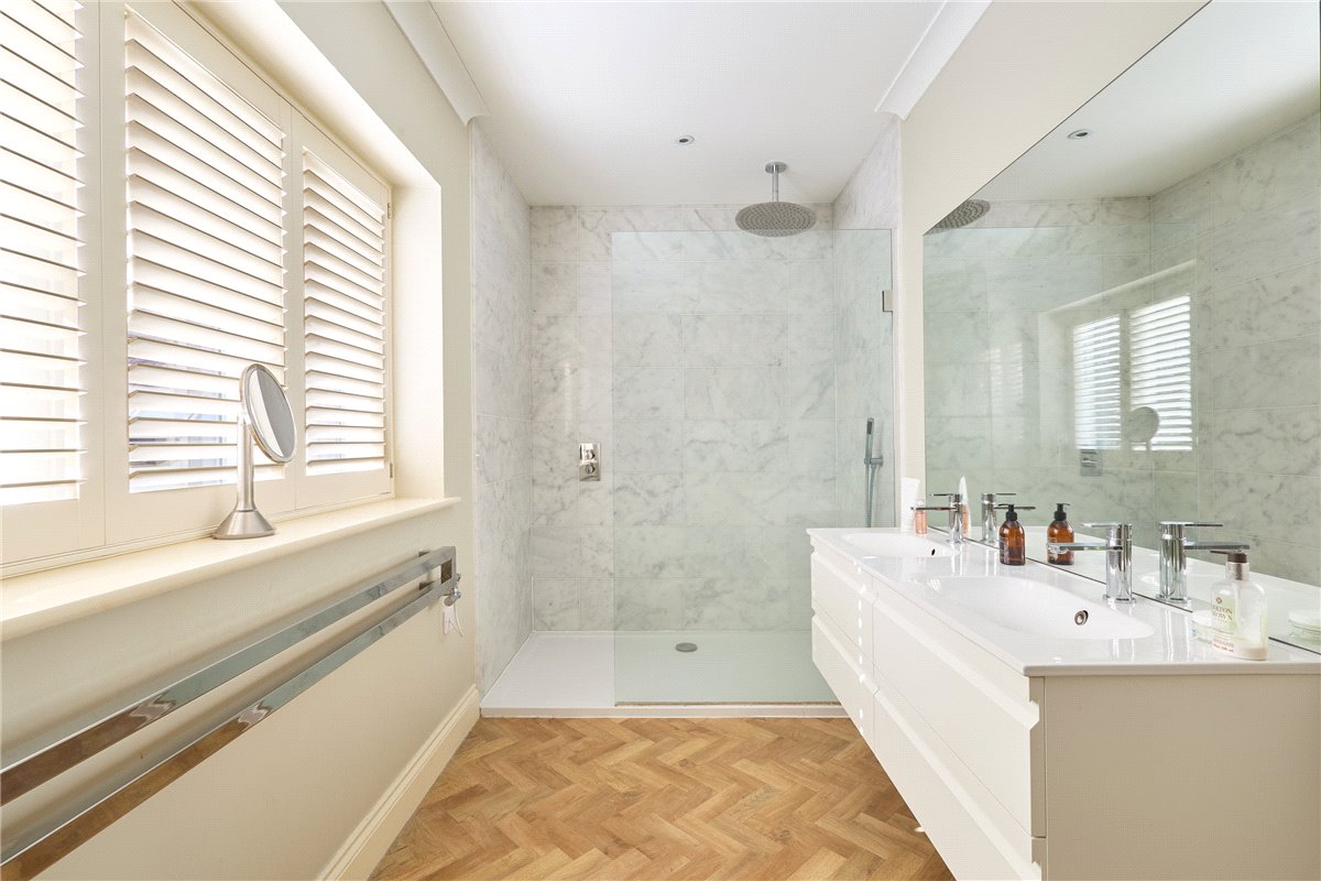 5 bedroom House, Centre Drive, Newmarket, CB8 - Sold, Image 7