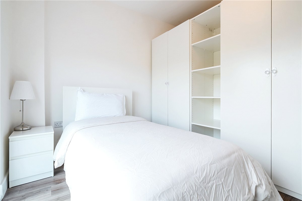 1 bedroom Flat, Victoria Bridge Road, Bath, BA2 - , Image 3