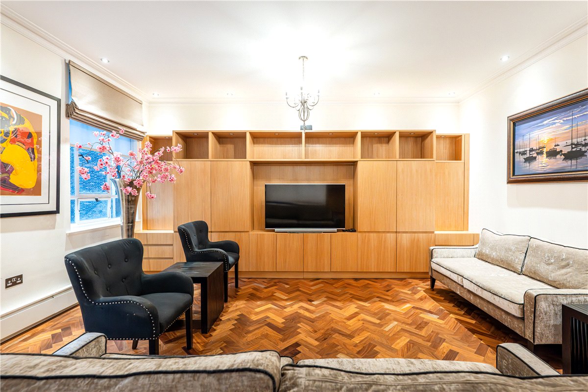2 bedroom Flat, Grosvenor Square, Mayfair, W1K - Available, Image 18