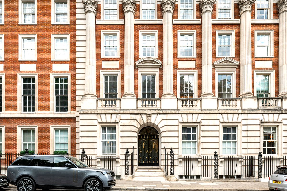2 bedroom Flat, Grosvenor Square, Mayfair, W1K - Available, Image 18
