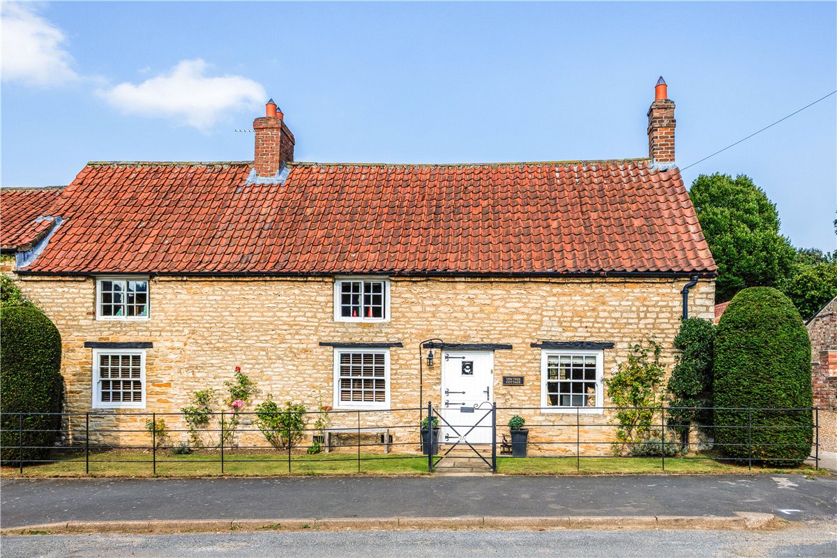 3 bedroom House, Main Street, Westow, YO60 - Available