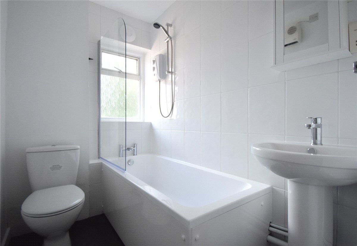 2 bedroom Flat, Arber Close, Bottisham, CB25 - , Image 4