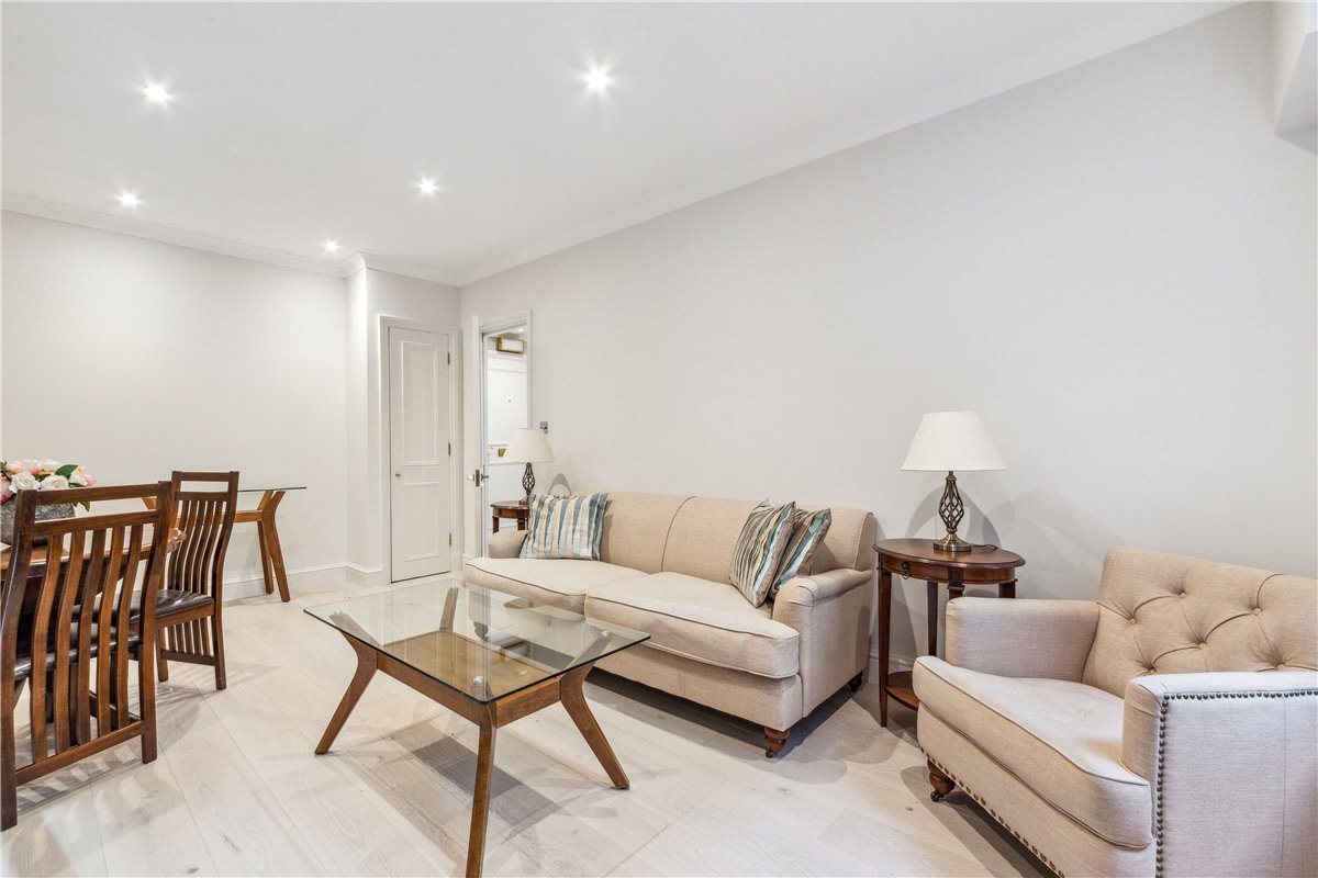 1 bedroom Flat, Park Lane, Mayfair, W1K - 