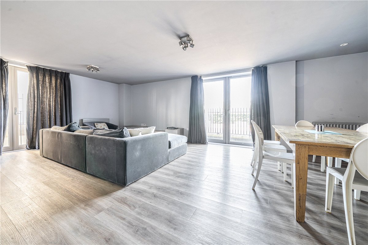 2 bedroom Flat, Percy Terrace, Bath, BA2 - Let Agreed, Image 3