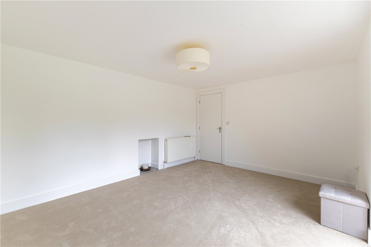 3 bedroom House, Preston, Ramsbury, SN8 - Available, Image 6