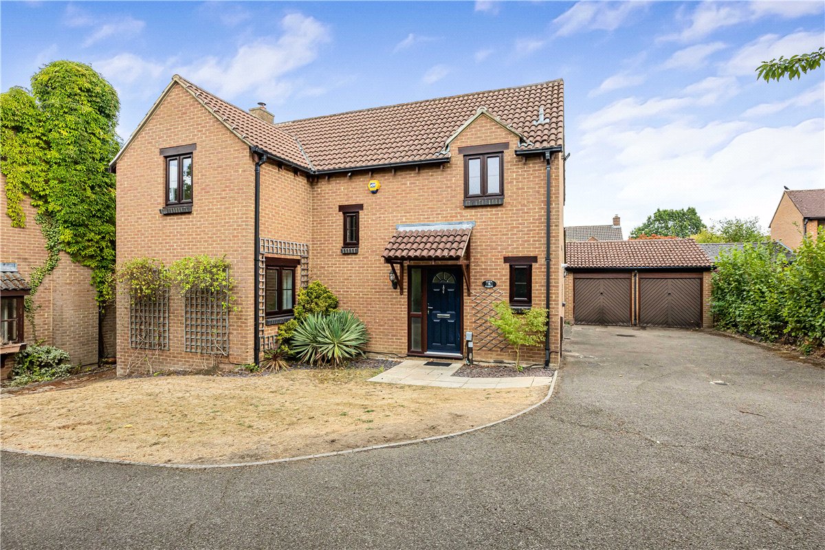 4 bedroom House, Goughs Lane, Bracknell, RG12 - Available