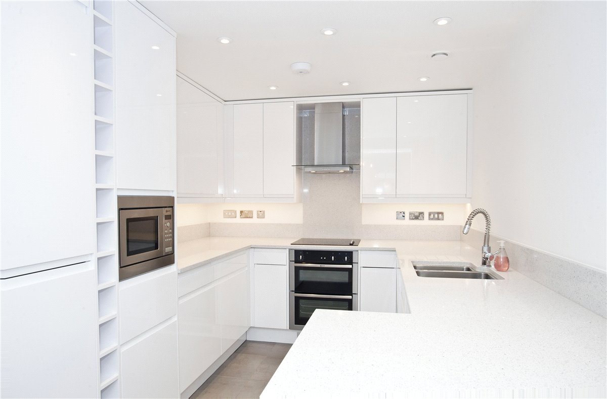 2 bedroom Flat, The Residence, Bishopthorpe, YO23 - , Image 6