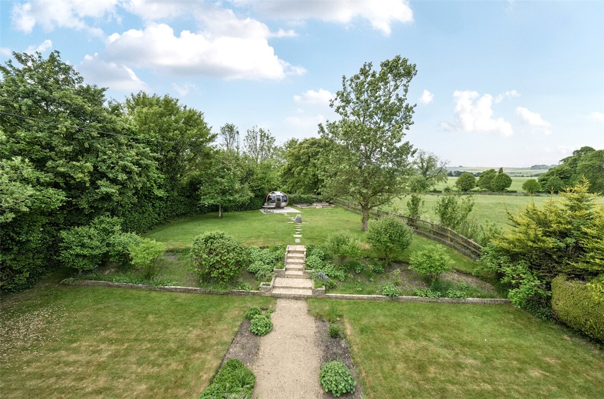 4 bedroom House, Yatesbury, Calne, SN11 - Available, Image 13