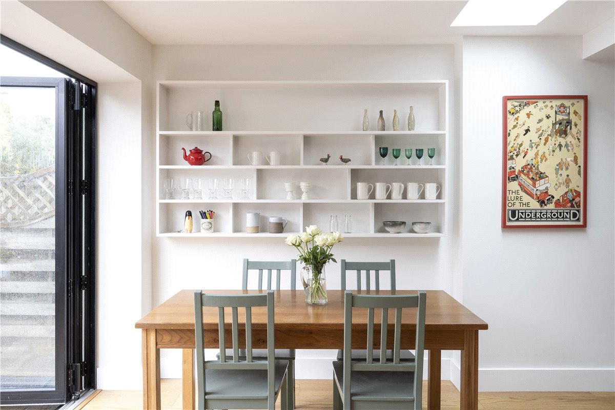 2 bedroom Maisonette, Boundary Road, London, SW19 - Sold, Image 7