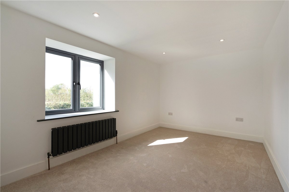 4 bedroom Cottage, Camela Lane, Camblesforth, YO8 - Available, Image 24