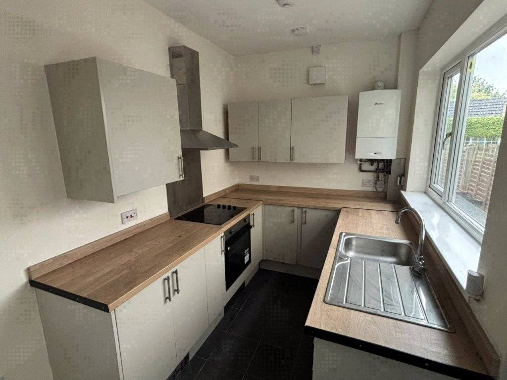2 bedroom House, Chesterfield Road, Shuttlewood, S44 - Available, Image 2