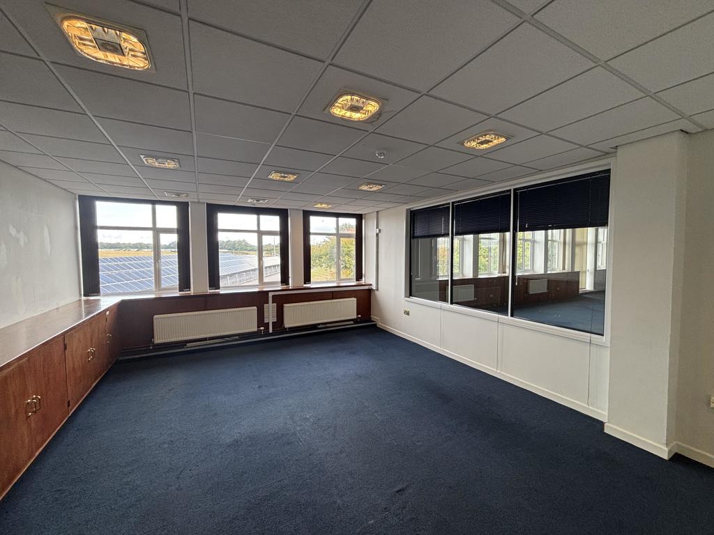 920.32 Sq M, Culmhead Business Park, Taunton, TA3 - Available, Image 12